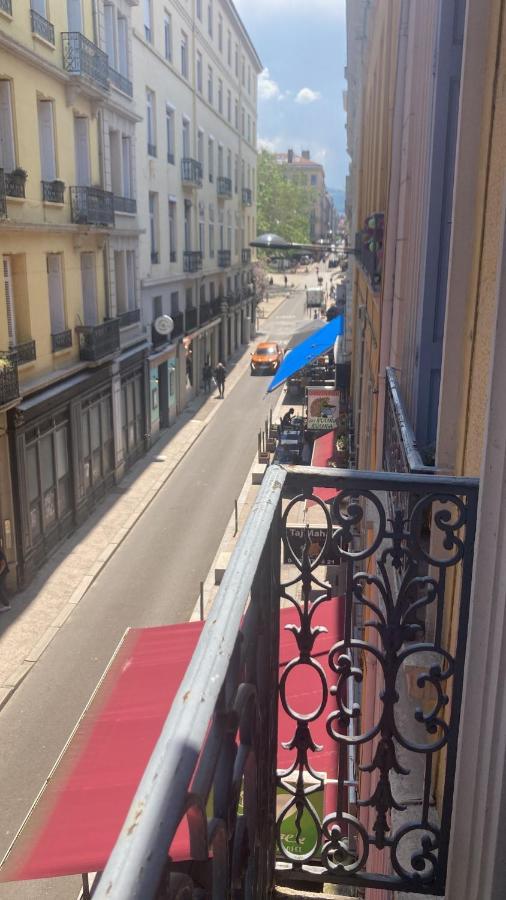 Chambre En Appartement Haussmannien En Centre Ville 圣艾蒂安 外观 照片
